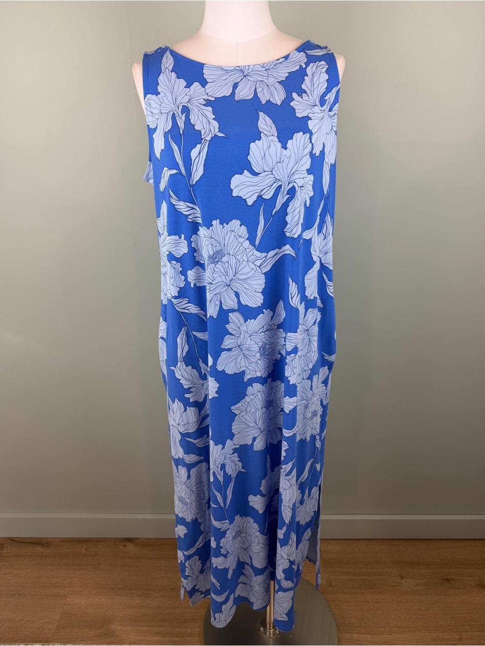 J. Jill Wearever Collection blue floral maxi A-line relaxed fit knit dress Med.
